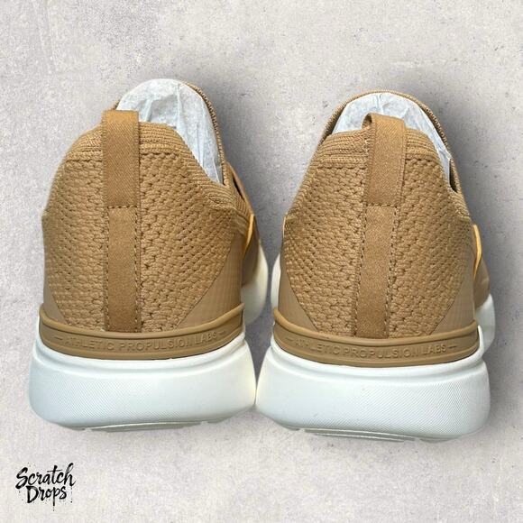 Athletic_Shoes